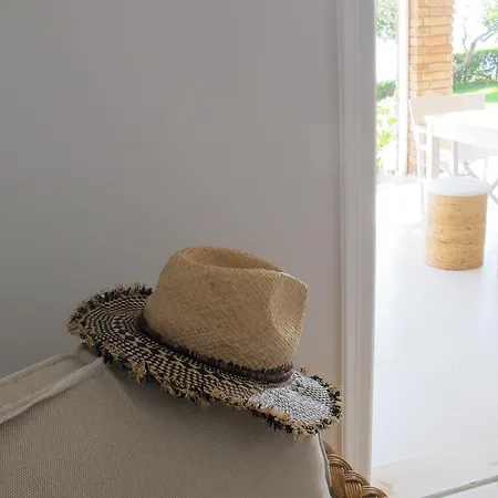 Holiday home Seafront Calista House With Garden *