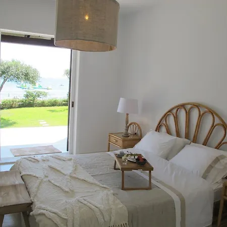 Holiday home Seafront Calista House With Garden