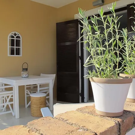 Seafront Calista House With Garden Dom wakacyjny *